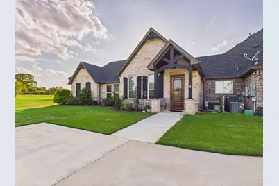 1201 E Iberian Court, Granbury, TX 76048 - Photo 33