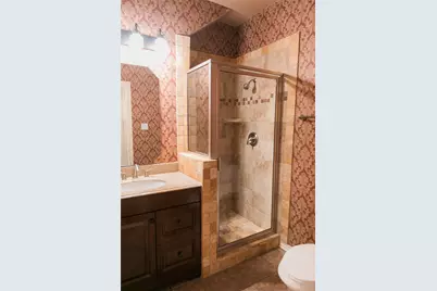 404 Belmont Court, Lewisville, TX 75067 - Photo 13