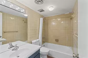 550 E Avenue J, Grand Prairie, TX 75050 - Photo 23