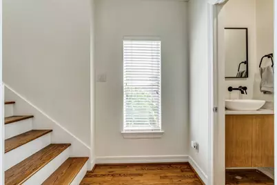 2910 State Street, Dallas, TX 75204 - Photo 9
