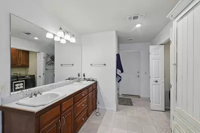 114 E Iriquois Drive, Gainesville, TX 76240 - Photo 27
