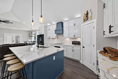 9116 Beckleycrest Avenue, Dallas, TX 75232 - Photo 1