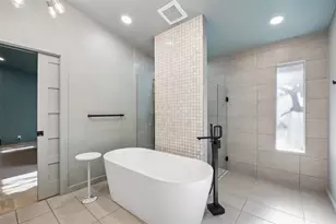 13321 Purple Sage Rd, Dallas, TX 75240 - Photo 17