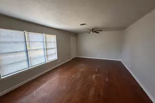 119 Vandenburg Dr, Denison, TX 75020 - Photo 1