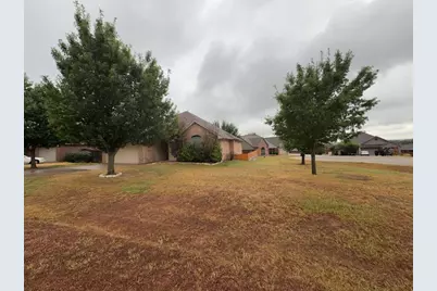 1005 Winding Road, Granbury, TX 76049 - Photo 19