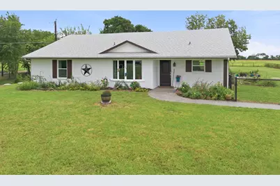 698 Hackberry Road, Van Alstyne, TX 75495 - Photo 1
