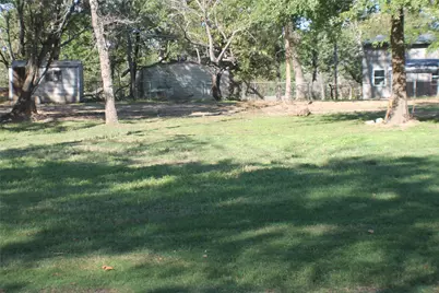 111 Daniel Drive, Mabank, TX 75156 - Photo 5