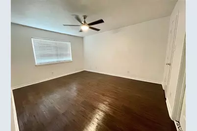 1305 W Spring Creek Parkway, Plano, TX 75023 - Photo 11