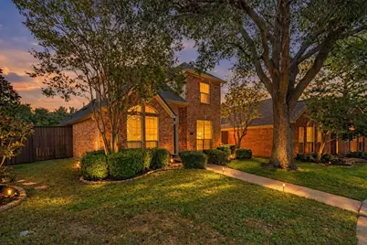 305 Moss Hill Road, Irving, TX 75063 - Photo 1