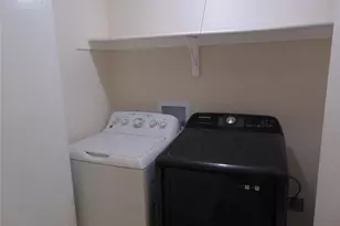 8109 Skillman St, Dallas, TX 75231 - Photo 11