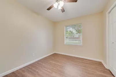 727 Sara Drive, Mesquite, TX 75149 - Photo 7