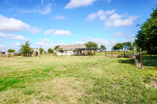 10720 Expedition Dr, Godley, TX 76044 - Photo 7