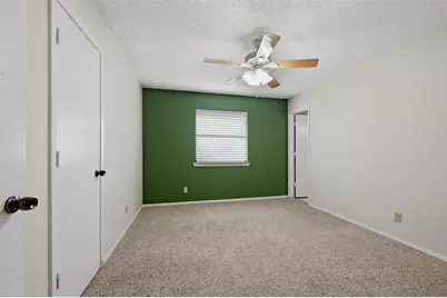 718 Kiowa Drive W, Lake Kiowa, TX 76240 - Photo 31