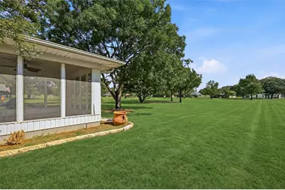 718 Kiowa Drive W, Lake Kiowa, TX 76240 - Photo 39