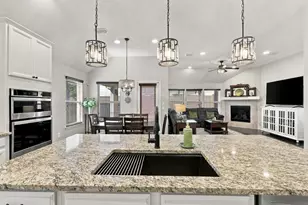 525 Yellowstone Dr, Celina, TX 75009 - Photo 9