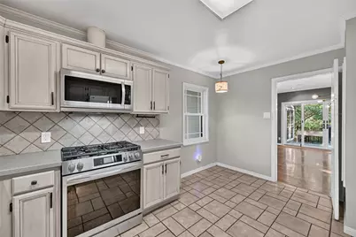 2518 Maple Springs Boulevard, Dallas, TX 75235 - Photo 9