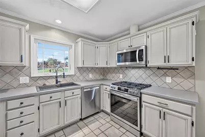 2518 Maple Springs Boulevard, Dallas, TX 75235 - Photo 11