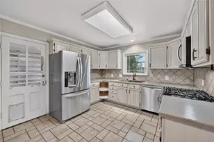 2518 Maple Springs Blvd, Dallas, TX 75235 - Photo 13