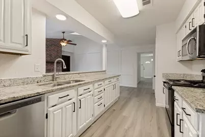 3013 Majestic Court, Garland, TX 75040 - Photo 11