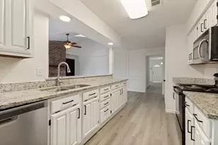 3013 Majestic Ct, Garland, TX 75040 - Photo 11