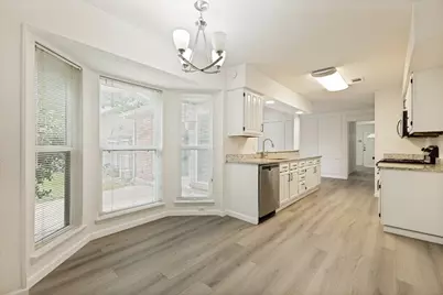 3013 Majestic Court, Garland, TX 75040 - Photo 9