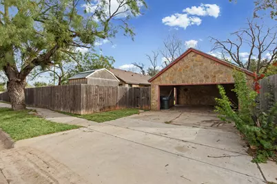 2051 Edgemont, Abilene, TX 79602 - Photo 9