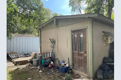 1115 Pine Street, Grand Prairie, TX 75050 - Photo 7