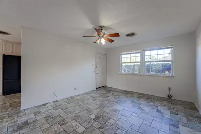 2906 Windmill Lane, Farmers Branch, TX 75234 - Photo 9