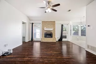801 Bentree Dr, Fort Worth, TX 76120 - Photo 11