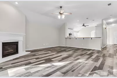 10508 Stoneside Trail, Fort Worth, TX 76244 - Photo 5