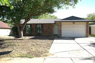 1104 Cedar Hill Ln, Arlington, TX 76014 - Photo 1