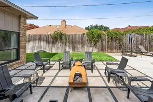 1905 Reverchon Dr, Arlington, TX 76017 - Photo 31