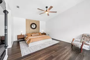1905 Reverchon Dr, Arlington, TX 76017 - Photo 17