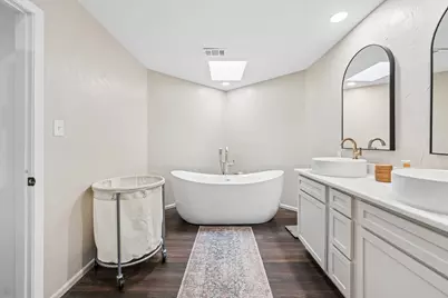 1905 Reverchon Drive, Arlington, TX 76017 - Photo 21