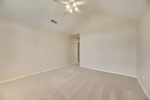 2609 Creekbend Dr, Arlington, TX 76001 - Photo 15