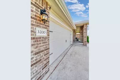 3200 Keathley Drive, Lorena, TX 76655 - Photo 3