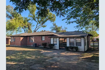 6413 Lambeth Lane, Fort Worth, TX 76112 - Photo 21
