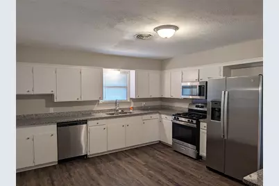 6413 Lambeth Lane, Fort Worth, TX 76112 - Photo 7