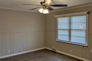 6413 Lambeth Ln, Fort Worth, TX 76112 - Photo 9