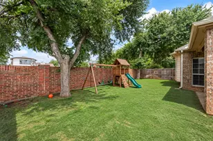1404 Ashby Dr, Lewisville, TX 75067 - Photo 33
