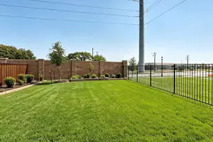 268 Adelina Dr, Little Elm, TX 75068 - Photo 7