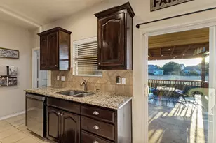 10909 Hawks Landing Rd, Fort Worth, TX 76052 - Photo 13