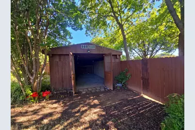 1509 Jefferson Street, Bowie, TX 76230 - Photo 19