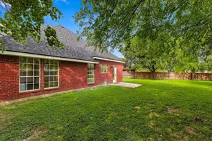 900 Blossomwood Ct, Arlington, TX 76017 - Photo 31