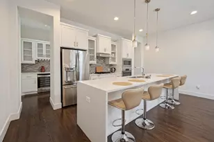 3017 Zenia Dr, Dallas, TX 75204 - Photo 9