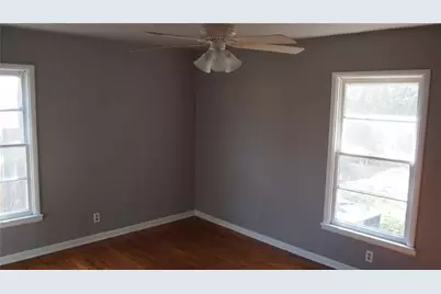 5216 Mallory Drive, Haltom City, TX 76117 - Photo 9