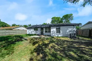512 E Tyler St, Richardson, TX 75081 - Photo 27