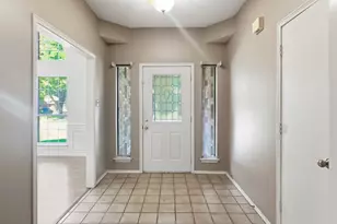 7308 Spurgeon Ct, North Richland Hills, TX 76180 - Photo 3