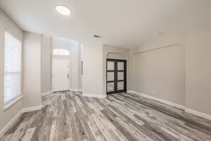 10305 Stoneside Trl, Fort Worth, TX 76244 - Photo 3