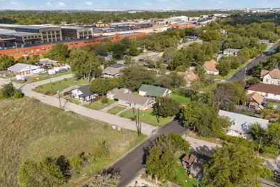 801 Trinity Street, Cleburne, TX 76031 - Photo 23